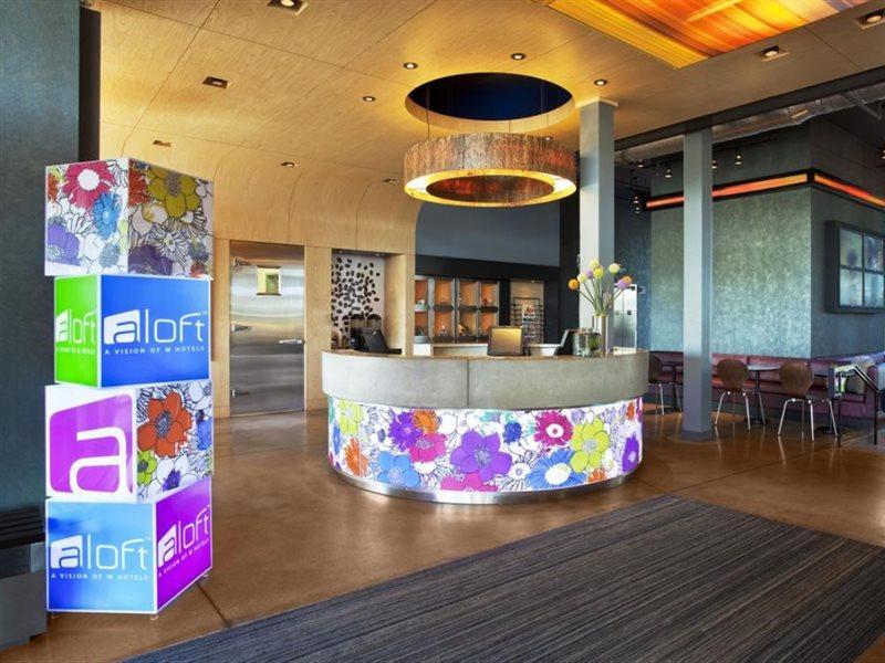 Aloft Green Bay Hotel Exterior photo